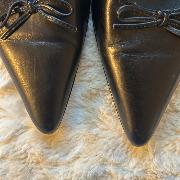 Rare Vintage Isaac Mizrahi Black Pointed-Toe Bow Heels Made in Italy Size 7.5B - Picture 8 of 8